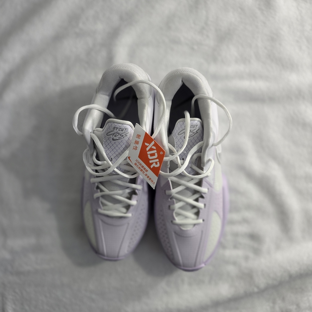 Nike Air Zoom GT Cut Cross Barely Grape - HF0218 100 - Basketball Shoes Size 8.5 - Picture 5 of 6